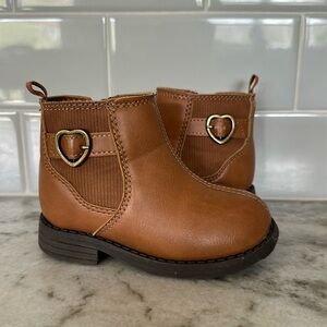 ❤️ Carters Tan Booties with Heart Buckle Toddler 5